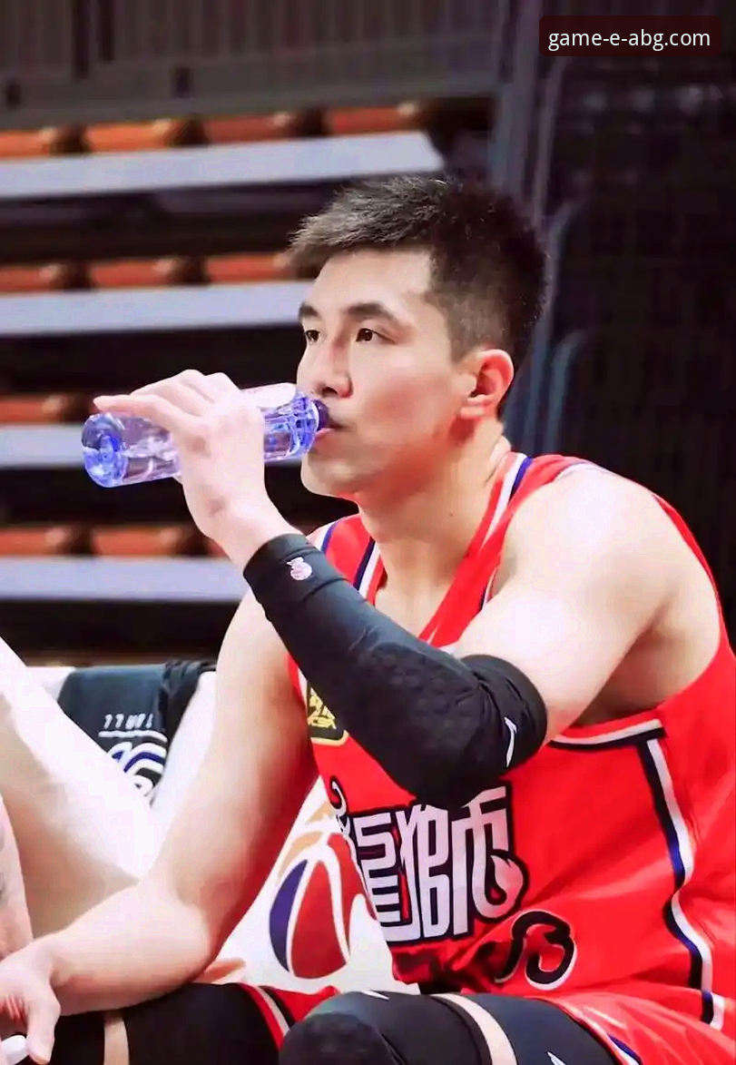 欧博ABG官方网站 CBA焦点战最新战报:广州终结连败,郭艾伦伤退引关注